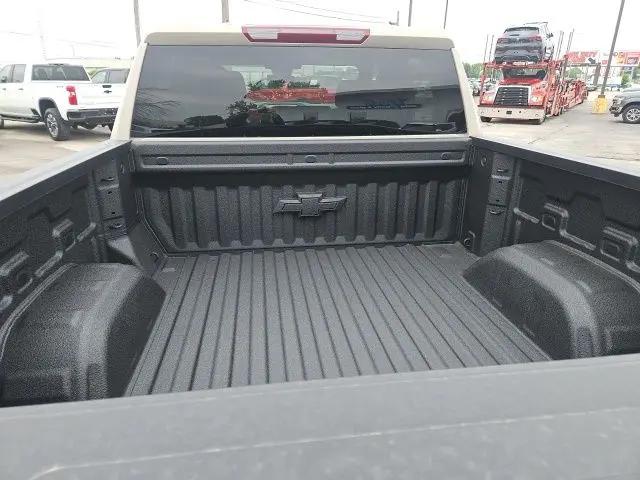 2026 Chevrolet Silverado 1500 4WD Crew Cab Short Bed Custom Trail Boss