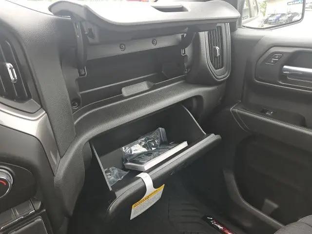 2026 Chevrolet Silverado 1500 4WD Crew Cab Short Bed Custom Trail Boss