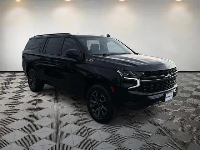 2022 Chevrolet Suburban 4WD Z71