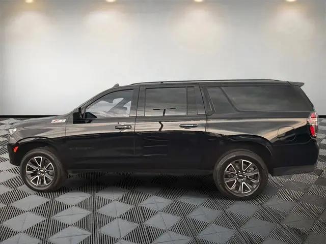 2022 Chevrolet Suburban 4WD Z71