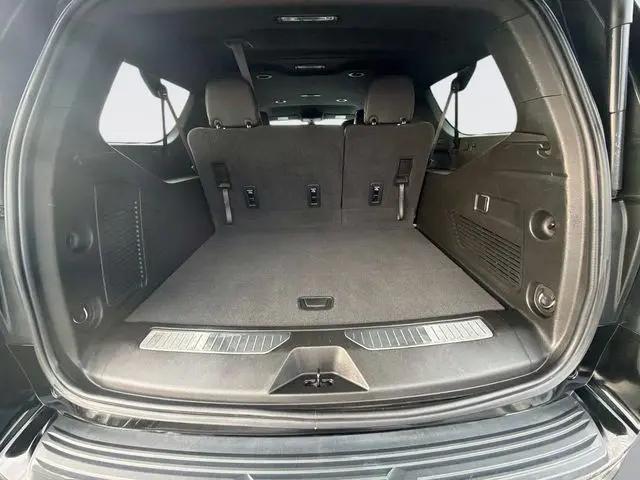 2022 Chevrolet Suburban 4WD Z71