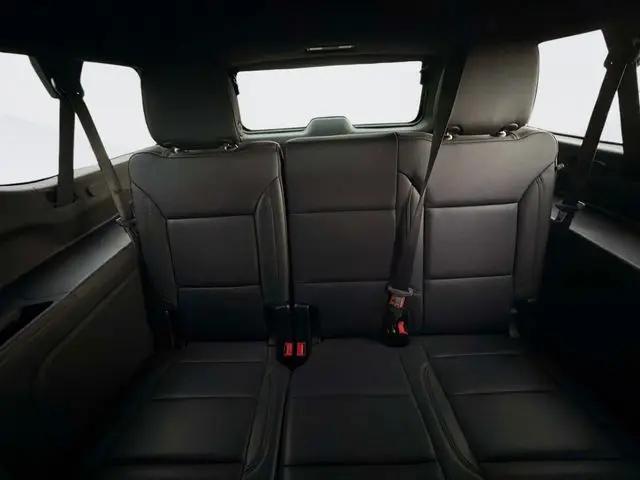 2022 Chevrolet Suburban 4WD Z71