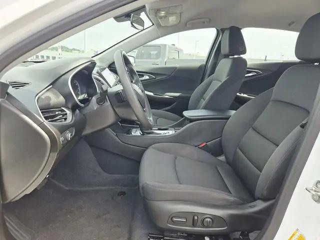 2023 Chevrolet Malibu FWD 1FL