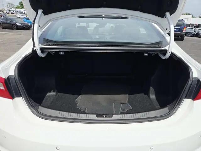 2023 Chevrolet Malibu FWD 1FL