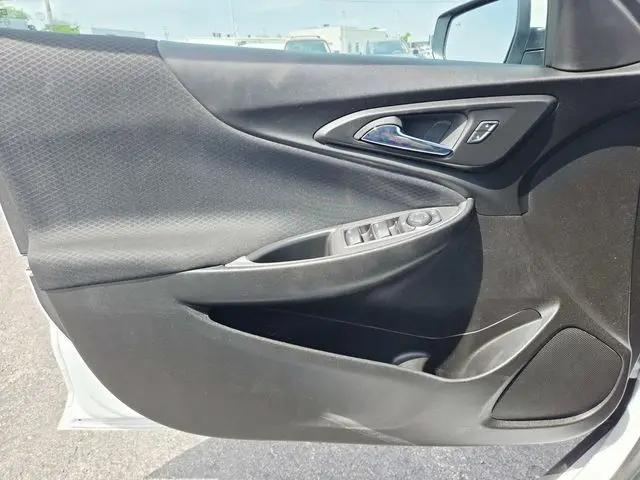 2023 Chevrolet Malibu FWD 1FL