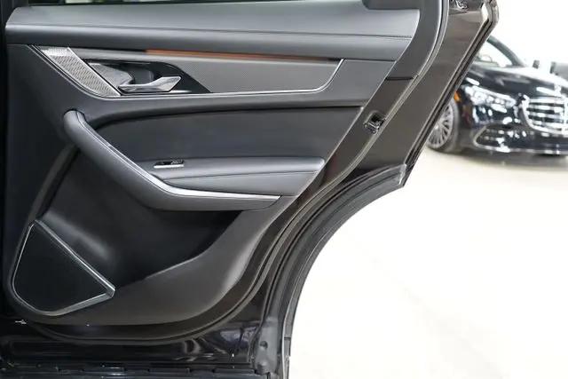 2023 Jaguar F-PACE SVR P550 AWD Automatic