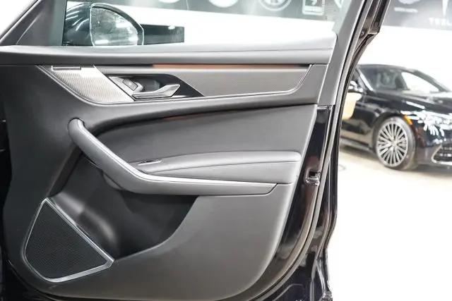 2023 Jaguar F-PACE SVR P550 AWD Automatic