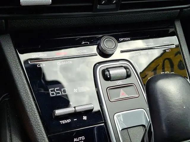 2019 Porsche Cayenne Cayenne