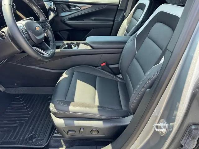 2024 Chevrolet V Blazer eAWD 2LT