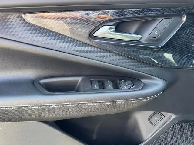 2024 Chevrolet V Blazer eAWD 2LT