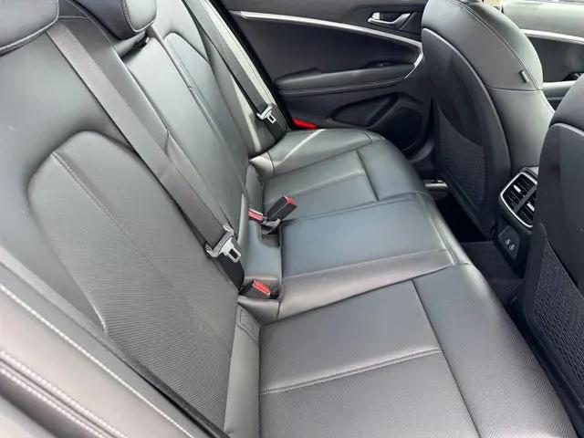 2026 Genesis G70 2.5T RWD