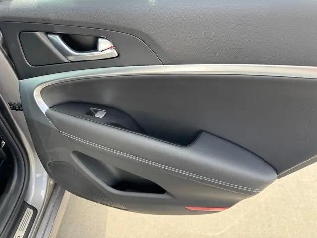 2026 Genesis G70 2.5T RWD
