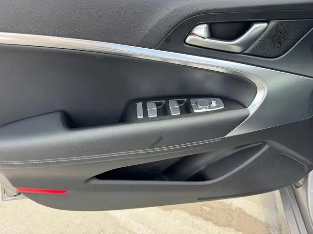 2026 Genesis G70 2.5T RWD