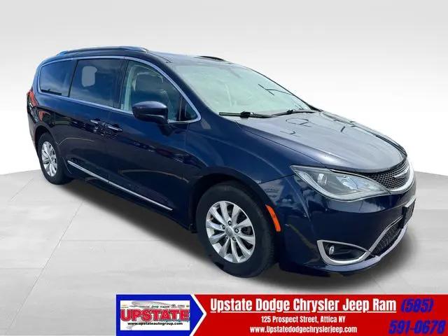 2019 Chrysler Pacifica Touring L for sale in Attica, NY