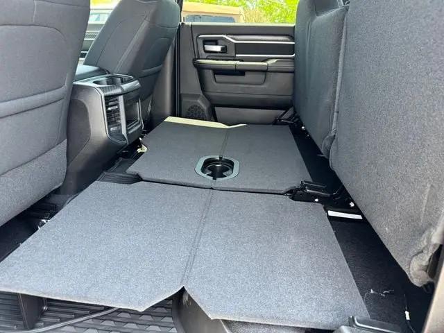 2026 Ram 2500 Big Horn Crew Cab 4x4 6'4" Box