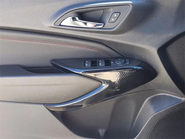2025 Chevrolet Trax FWD 2RS