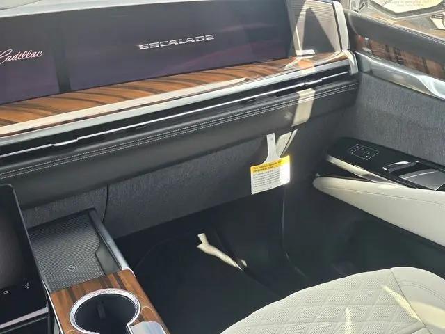 2026 Cadillac Escalade Platinum Sport