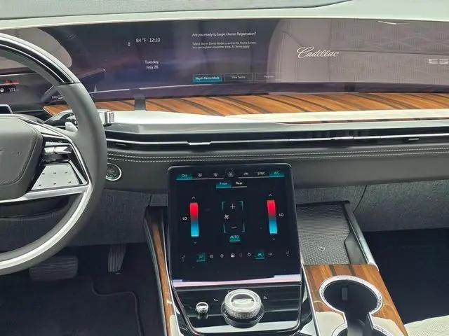 2026 Cadillac Escalade Platinum Sport
