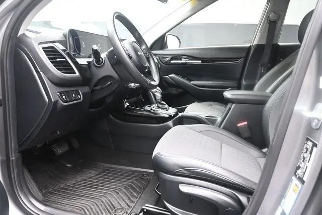 2025 Kia Seltos S