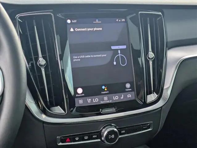 2024 Volvo S60 B5 Core Dark Theme