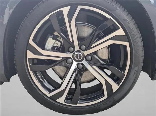 2024 Volvo S60 B5 Core Dark Theme