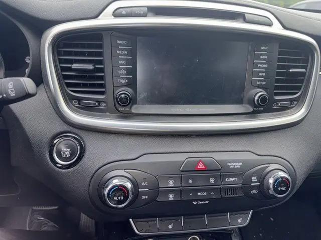 2016 Kia Sorento 3.3L SX