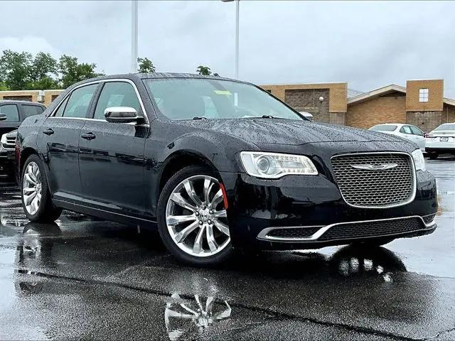 2019 Chrysler 300 Touring