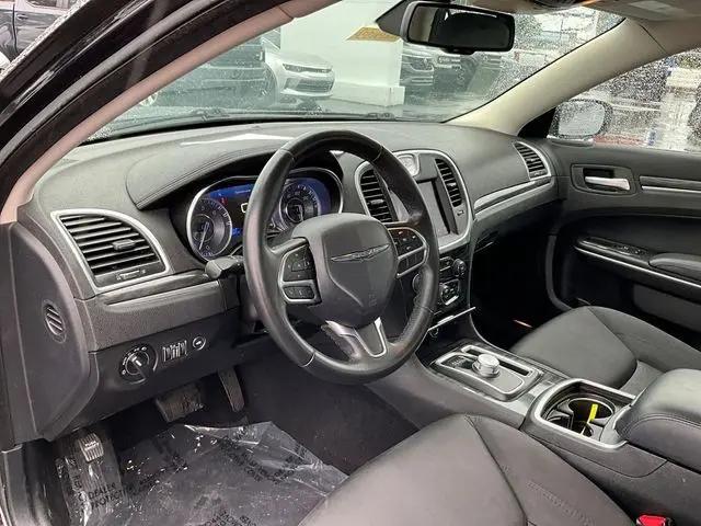 2019 Chrysler 300 Touring