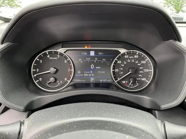 2025 Nissan Altima SL FWD