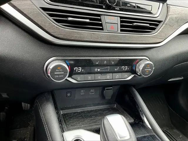 2025 Nissan Altima SL FWD