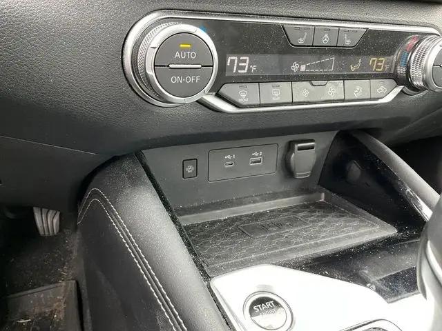 2025 Nissan Altima SL FWD