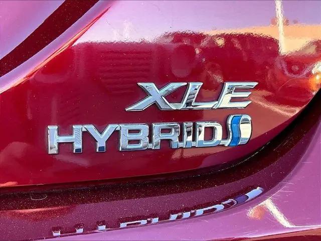 2022 Toyota Camry XLE Hybrid