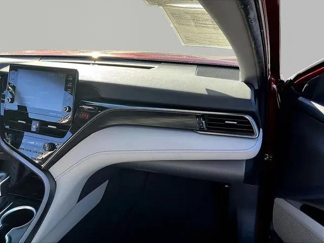 2022 Toyota Camry XLE Hybrid