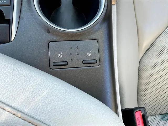 2022 Toyota Camry XLE Hybrid