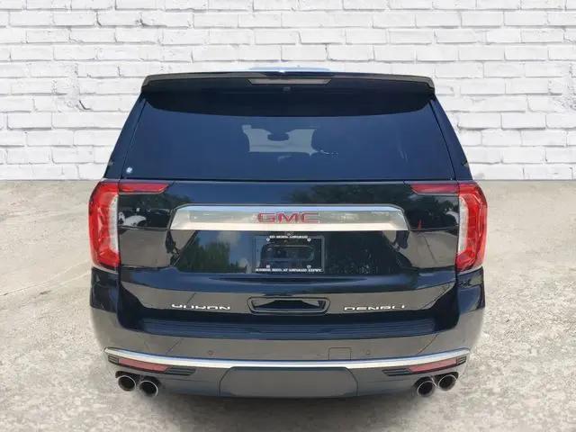 2023 GMC Yukon XL 4WD Denali
