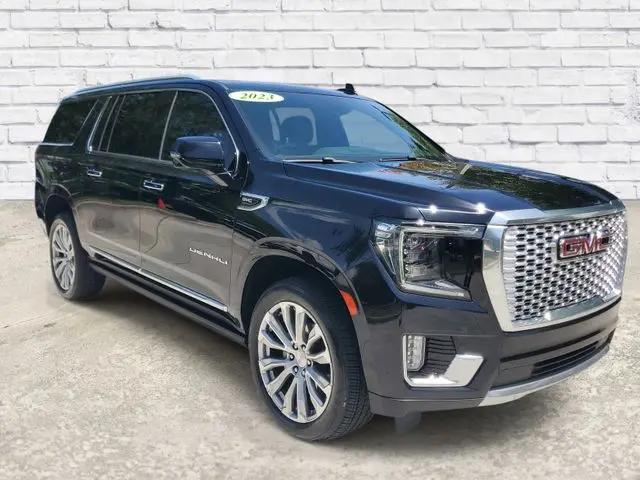 2023 GMC Yukon XL 4WD Denali