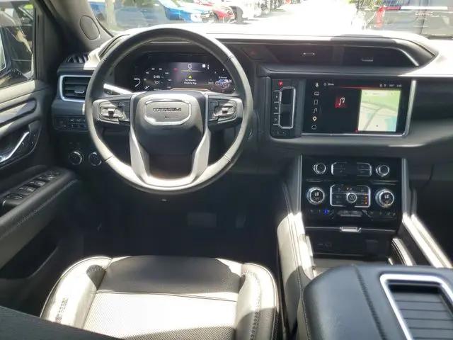 2023 GMC Yukon XL 4WD Denali