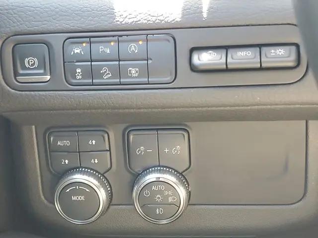 2023 GMC Yukon XL 4WD Denali