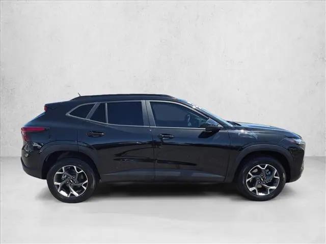 2025 Chevrolet Trax FWD LT