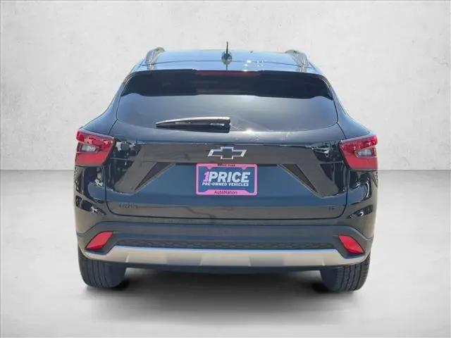 2025 Chevrolet Trax FWD LT