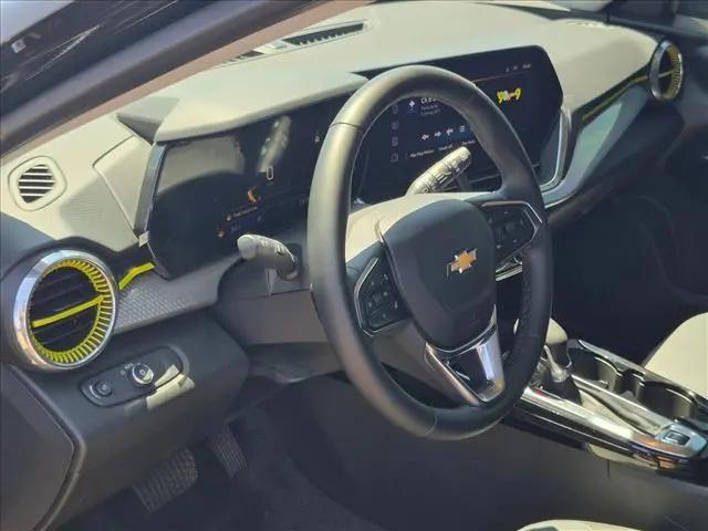 2025 Chevrolet Trax FWD LT