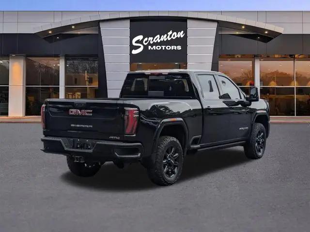 2024 GMC Sierra 2500HD 4WD Crew Cab Standard Bed AT4