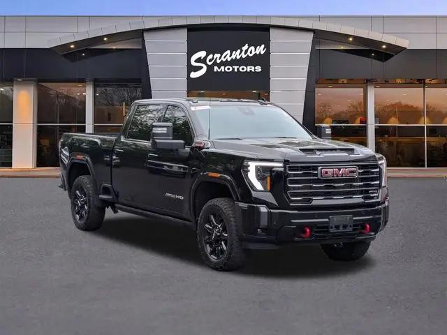 2024 GMC Sierra 2500HD 4WD Crew Cab Standard Bed AT4