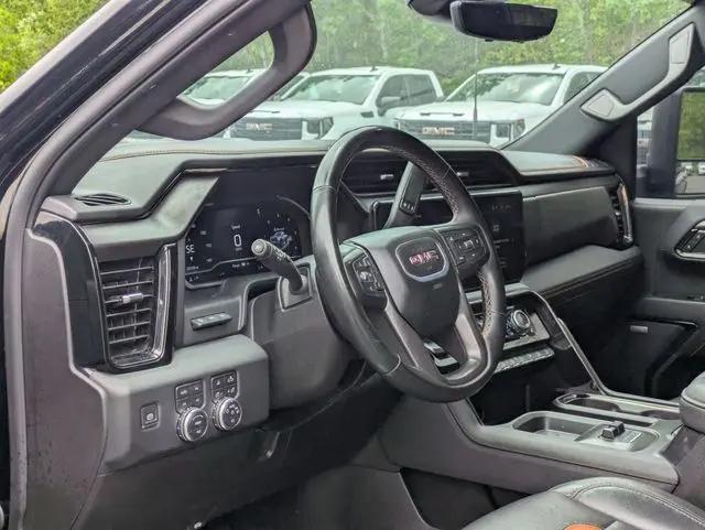 2024 GMC Sierra 2500HD 4WD Crew Cab Standard Bed AT4