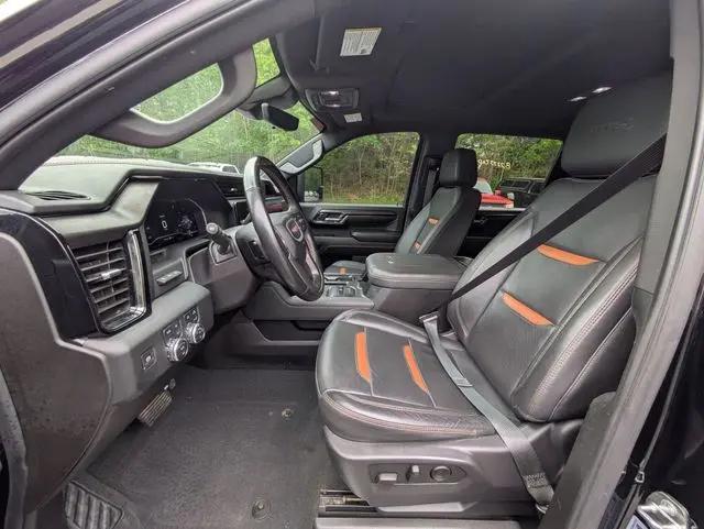 2024 GMC Sierra 2500HD 4WD Crew Cab Standard Bed AT4