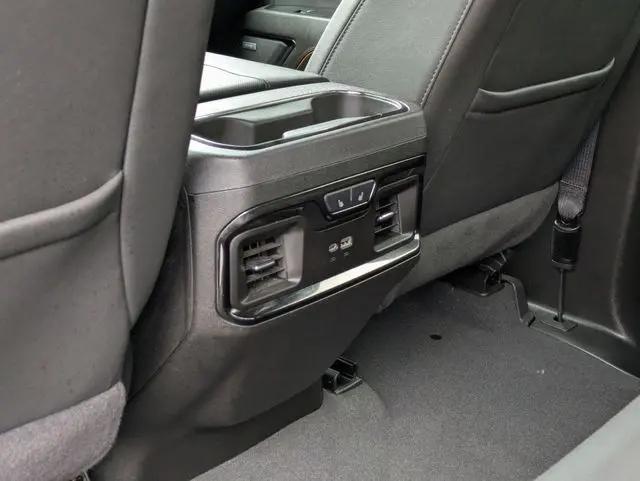 2024 GMC Sierra 2500HD 4WD Crew Cab Standard Bed AT4