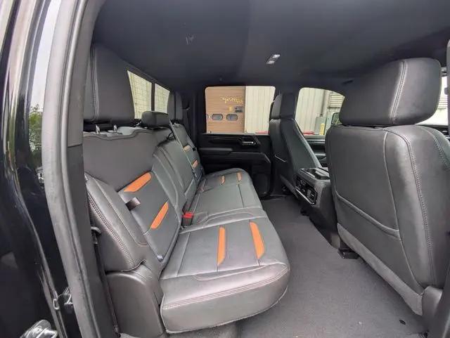 2024 GMC Sierra 2500HD 4WD Crew Cab Standard Bed AT4