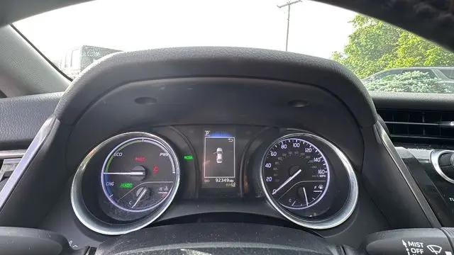 2019 Toyota Camry SE