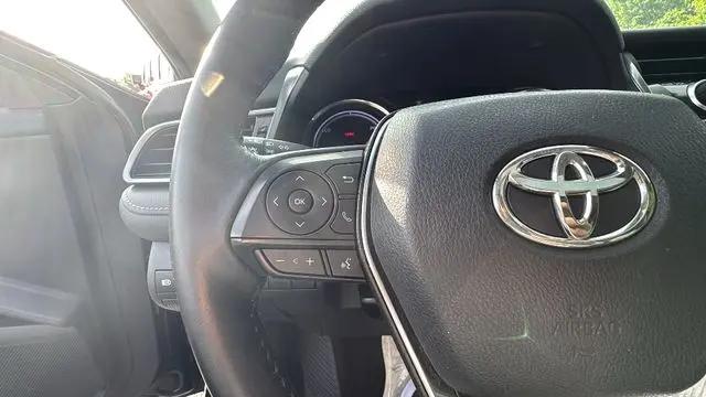 2019 Toyota Camry SE