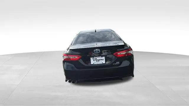 2019 Toyota Camry SE
